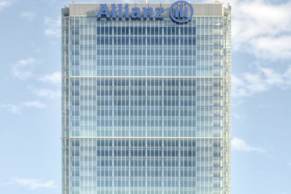 Allianz Tower